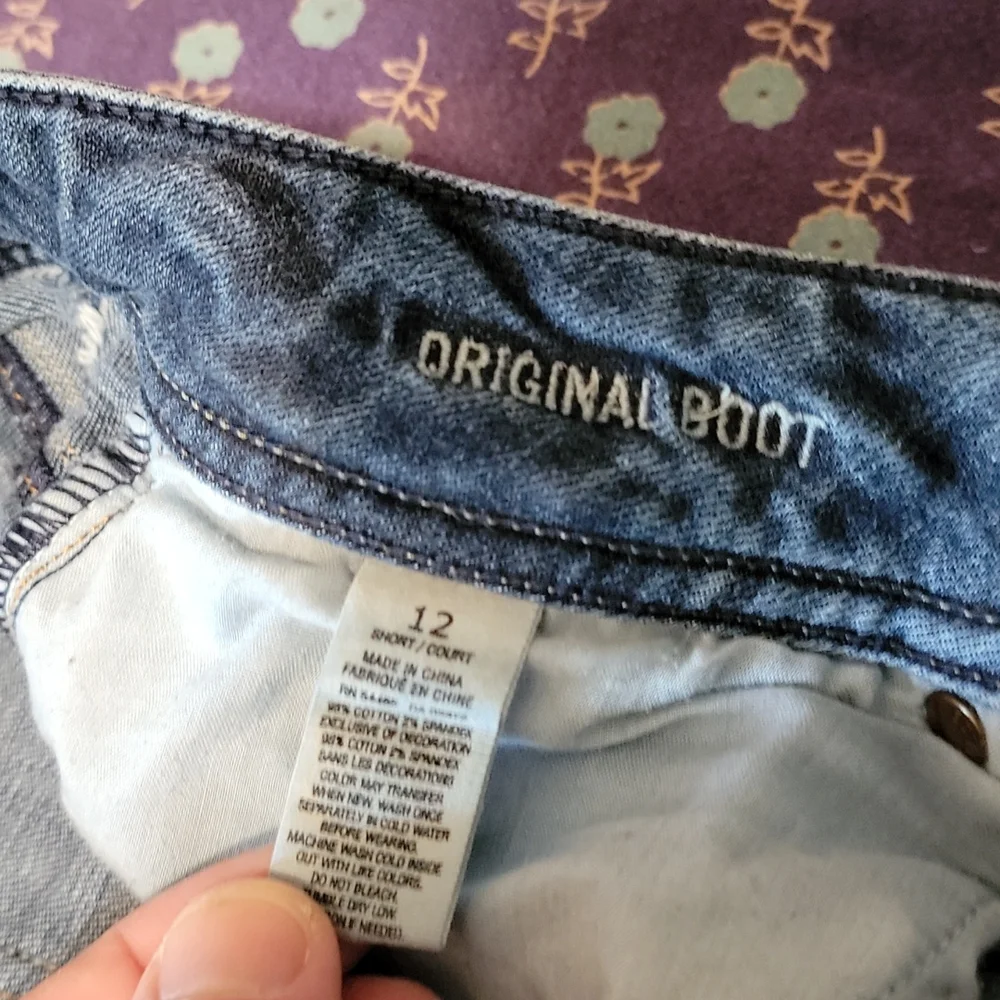 American Eagle Jeans - Picture 5 of 8